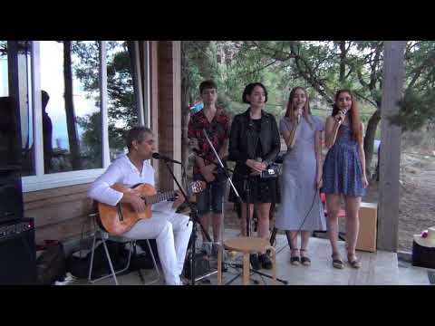 лариса черникова 2003 - я стану дождем. песня хочешь я стану дождиком. хочешь я стану дождиком синяя. сергей лёвкин синяя птица фото. песня хочешь я стану дождиком.