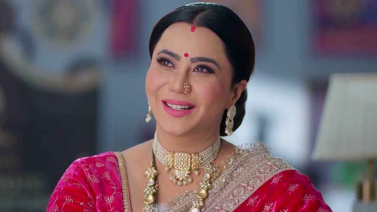 Chandrika saw a video of Dev and Vasu | Vasudha | Full Ep. 119 | ZEE TV