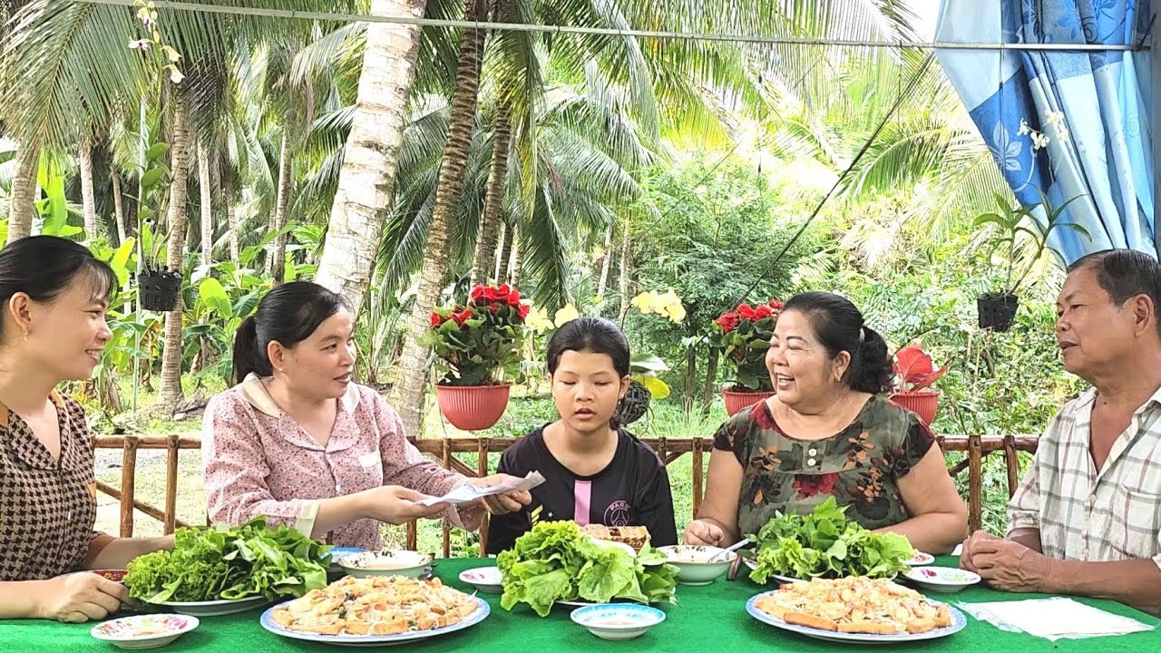 Bất Ngờ với Mấy Tờ Vé Số Trúng Gia Đình Cũng Chuẩn Bị Bữa Tiệc Nhỏ Ăn Mừng | BQCM & Family T916