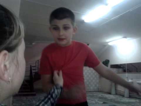 Соня и пирогов целуются