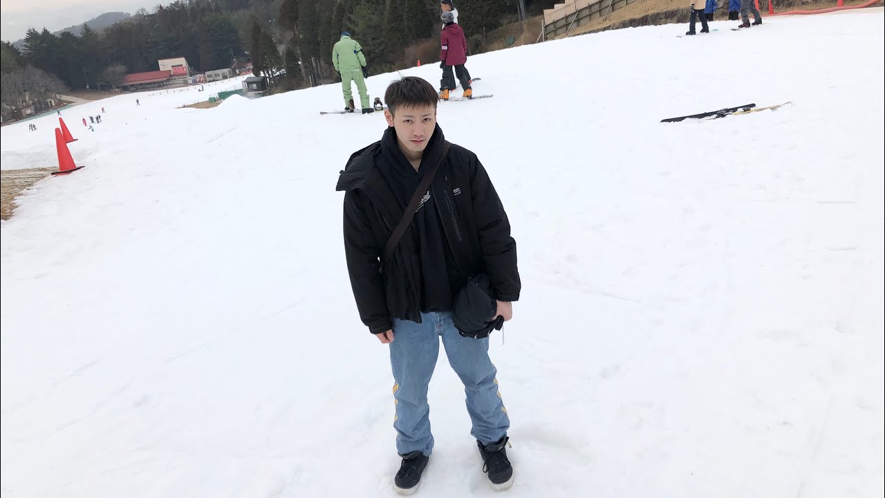 A video of Yama-chan being left behind on a snowy mountain - YouTube