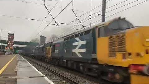 Class 37401 + class 37422 thrashing it past Leyland - taken early 2022