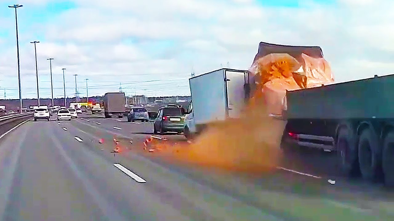 Road Rage Karma! Bad Drivers & Driving Fails Compilation 2021 #24