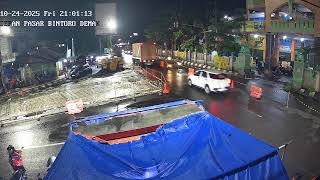 🔴[LIVE CCTV]  PERTIGAAN DEPAN PASAR BINTORO DEMAK [01] by DISHUB KAB. DEMAK