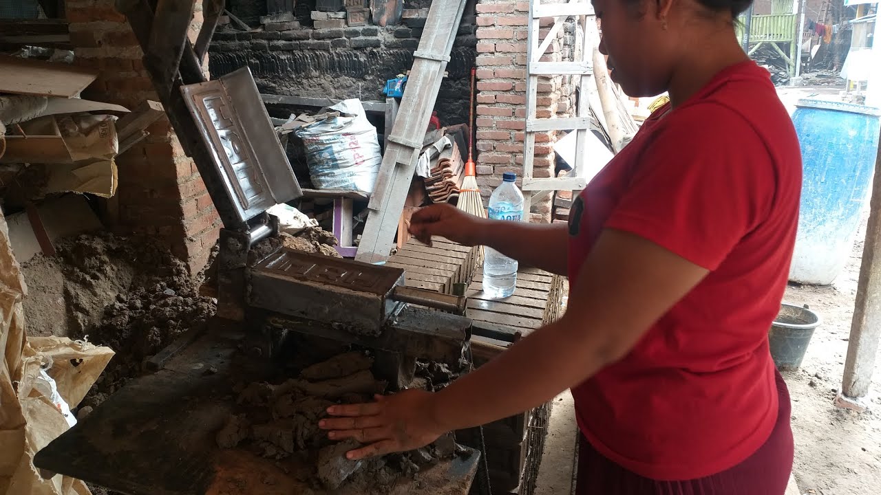 PROSES PEMBUATAN MATRIAL BATA PRES Rumahan...