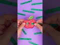 numéro manquant à travers la pomme. 🍎🐛