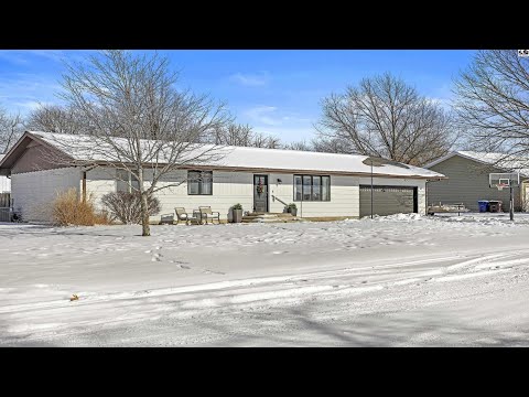 210 W Walnut St, Moundridge, KS home video tour