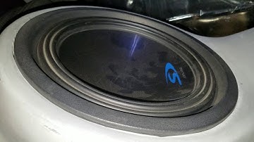 Alpine 10" in custom box and custom tablet holder