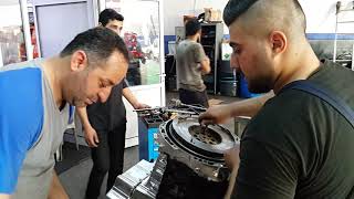 Efemer Servi̇ste Mercedes Motoru Toplama Vi̇deolari 2