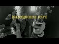 T o r p e d o h e a d  razorblade love official