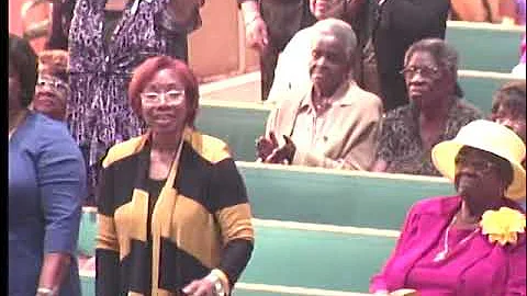 Alice Baker singing God Specializes in 2015@New Mt...
