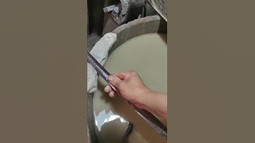 Hazuya Polishing to make the hamon more clear.