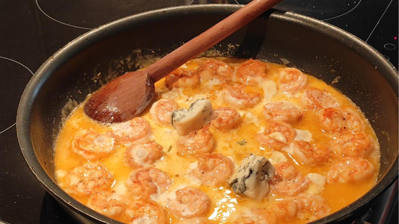 Very delicious Garlic  Butter  Shrimp with gorgonzola, habanero, anchovies-- Under 10 minutes!!!