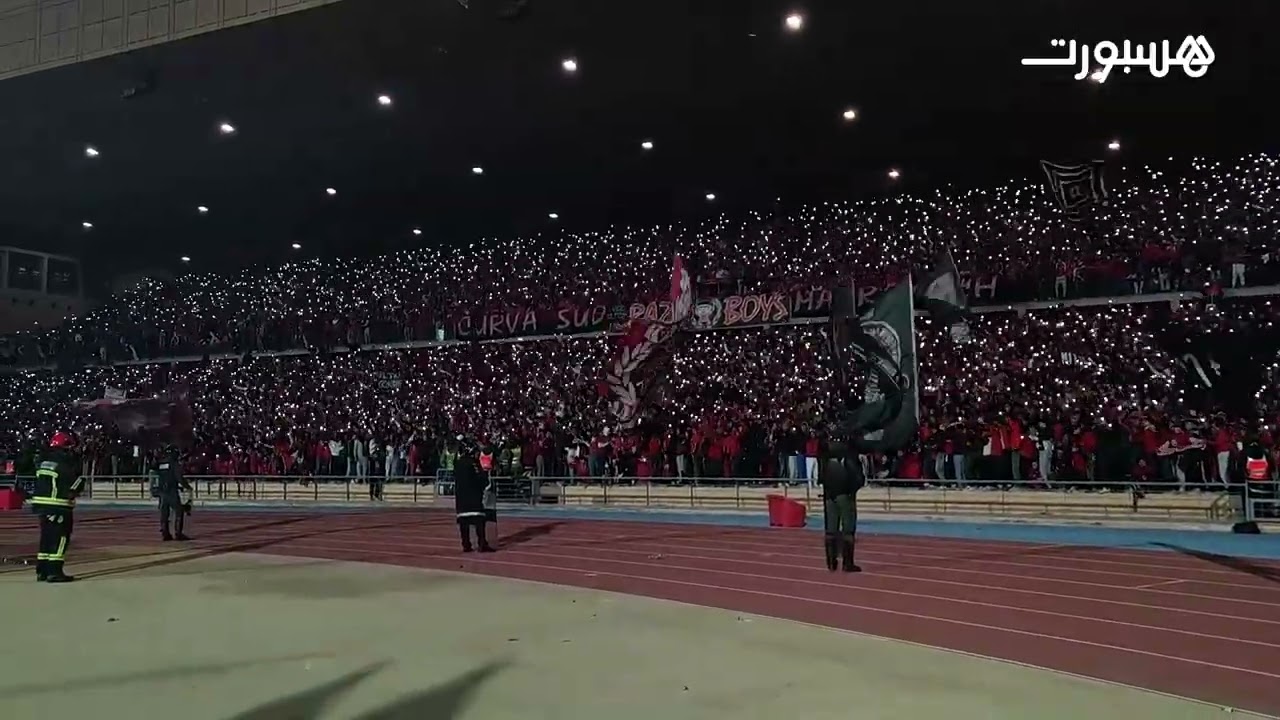جماهير الكوكب المراكشي تشعل المدرجات باحتفالية مبهرة