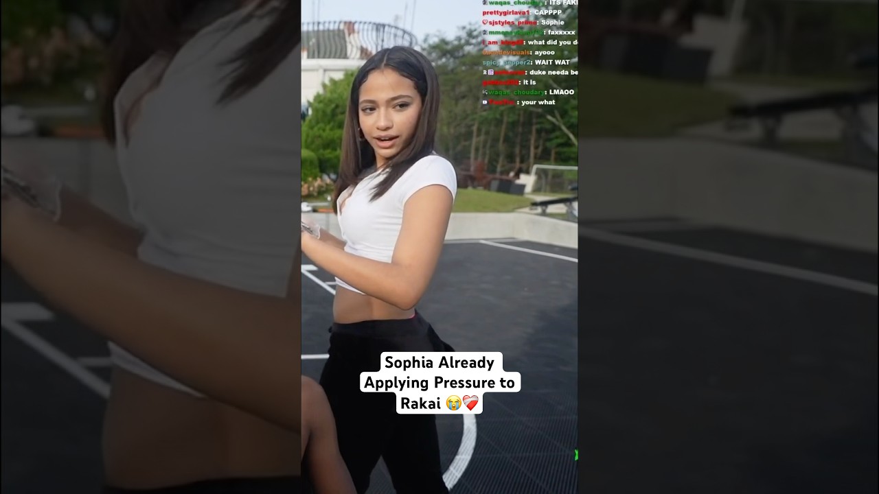 Is Sophia Thick ? 😭❤️‍🩹 