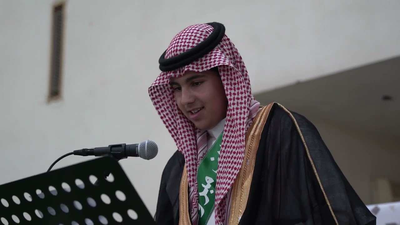 متوسطة يوسف بن تاشفين حفل ختام الأنشطة الطلابية وتخريج طلاب الصف الثالث لعام1445هـ