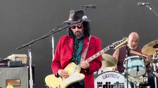 Mike Campbell & The Dirty Knobs - Refugee