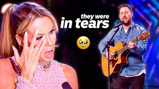 He Sings A Song Dedicated To His Daughters – The Judges Can Barely Hold Back TEARS!
Nick Edwards had no idea he was about to audition on Britains Got Talent until he saw his mom and two daughters on stage. They believed in him so much that they recruited him to audition. His emotional performance singing about his daughters brought the judges to tears. What do you think of this dads heartwarming audition?
🛑Wait! Before you click off, click here for more amazing talent! 👉 youtu.be/TvizHCPBvDs
Nick Edwards - Daddys Little Girl - BGT 2022
#AGT #AmericasGotTalent #TalentRecap
For more full episode videos, news & recaps of your favorite talent shows, subscribe & follow us at:
☆Talent Recap☆
YouTube: https://goo.gl/6pybnw
Facebook: https://www.facebook.com/talentrecap/
Twitter: https://twitter.com/TalentRecap
TikTok: https://tiktok.com/TalentRecap
Instagram: https://www.instagram.com/talentrecap/
Website: https://talentrecap.com/
🔔 WHY SUBSCRIBE?
Because you never know which audition will make you LAUGH, CRY, or get CHILLS.
Join millions of fans who love discovering talent before the rest of the world does! 🌍🔥
👉 Hit Subscribe and turn on notifications so you never miss the next jaw-dropping moment.
☆ABOUT AMERICAS GOT TALENT☆
Creator and Executive Producer Simon Cowell returns to the judges panel along with Howie Mandel and Sofia Vergara. Mel B., who was last seen as a judge on a regular season of AGT in 2018 and on the spin-off series AGT: Fantasy League, will return as a judge for AGT 2026! Terry Crews, who made a big splash as the host of the inaugural series Americas Got Talent: The Champions, joins as host for Americas Got Talent. With the show open to acts of all ages, AGT 2026 continues to celebrate the variety format like no other show on television. Year after year, Americas Got Talent features a colorful array of singers, dancers, comedians, contortionists, impressionists, magicians, ventriloquists, and hopeful stars, all vying to win Americas hearts and a $1 million prize.
☆ABOUT TALENT RECAP☆
Talent Recap is the #1 independent website, which is exclusively dedicated to the fans of the most popular talent shows around the world. As passionate fans of these shows, we provide news, analysis, and fan engagement on America’s Got Talent, Britain’s Got Talent, The Voice, The X Factor, American Idol, The Four, The Masked Singer, Dancing With The Stars, and their contestants. He Sings A Song Dedicated To His Daughters – The Judges Can Barely Hold Back TEARS!