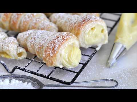 Italian Cream Filled Cannoncini (Horn) by Cooking with Manuela