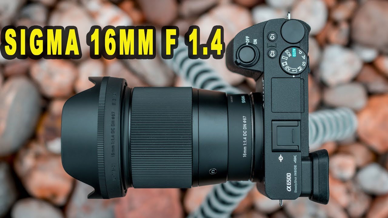SIGMA 16mm f 1.4 + Sony A6300 Model Street Photography Vlog - YouTube