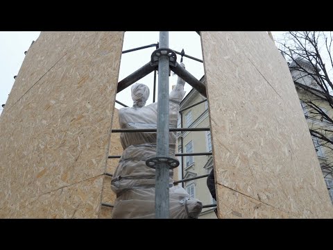 Lviv is boarding up priceless statues and treasures in case of shelling | Lviv Tourism Alliance