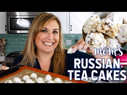mom's-russian-tea-cakes-(snowball-cookies)