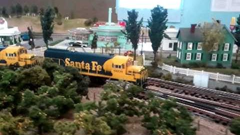 MTH ATSF U25B