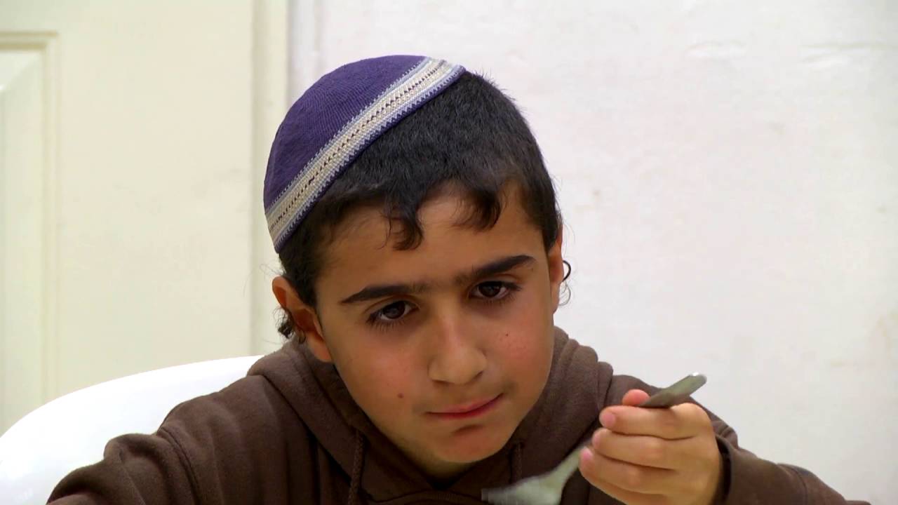 הכדור שפגע - סרט ה2 בנים בית ספר דעת עופרה תשעו