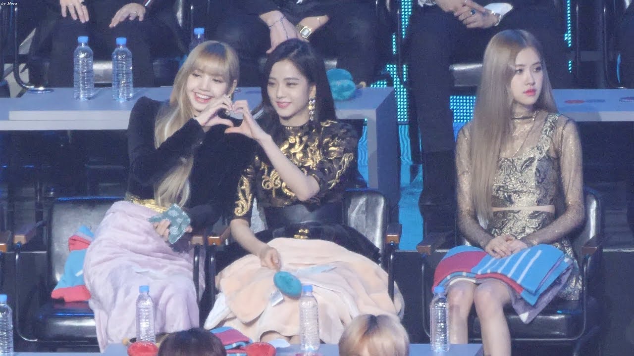 190105 블랙핑크 (BLACKPINK) MINO 송민호 암+아낙네(FIANCÉ) 무대 Reaction  [리사,로제,지수]  LISA 직캠 Fancam by Mera