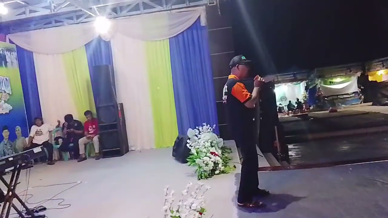 Anjing & Sampah (Rhoma Irama) vokal Pak Yun Live pekan Raya Waluh Juai Balangan 
