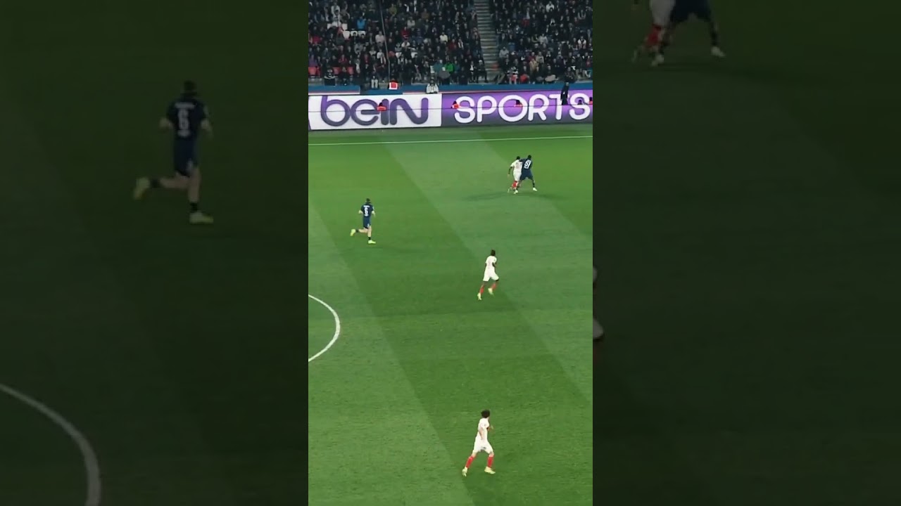 THE WALL 🇪🇨🧱 #football #ligue1 #psg #foot #ligue1mcdonalds #edit #footballshorts #soccer #sports