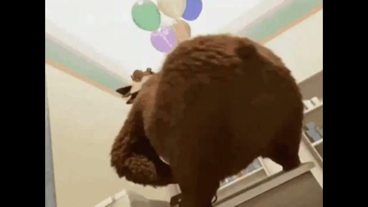 Медведь под дабстеп. Медведь под дабстеп. Бегемот срет под дабстеп. Медведь биастарс. Медведь трясет задом мем.