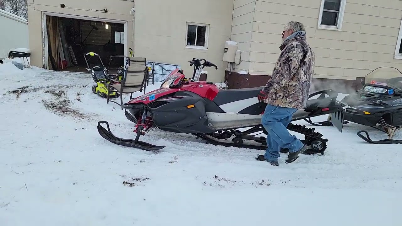 2006 Yamaha Apex Snowmobile test 2 