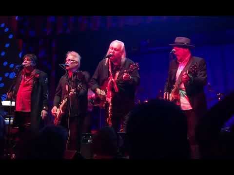 Wally Bryson It's Cold Outside