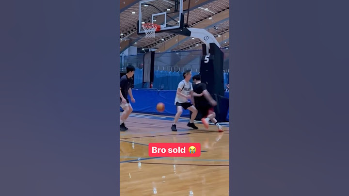 He had one job 🙄 (via alban_basketball/Ig) #shorts #basketball #funny #highlights #fail #nba