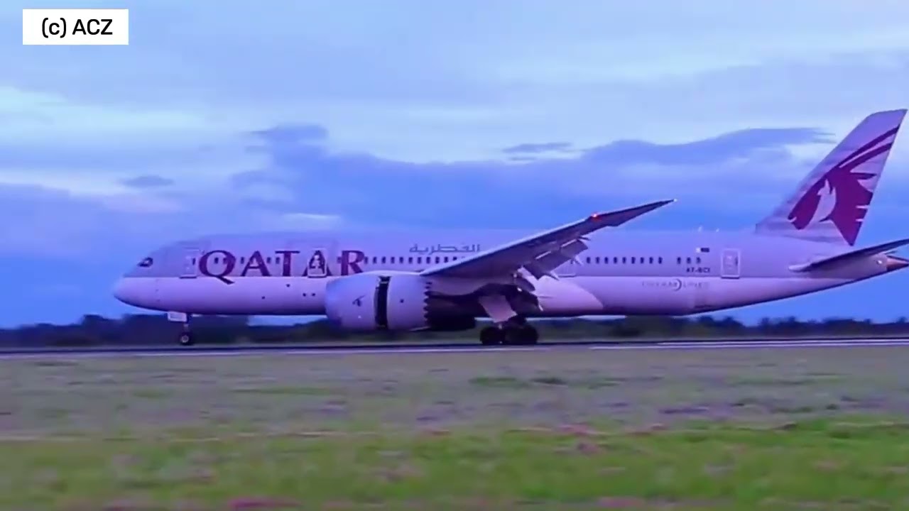 Наблюдение за посадками самолетов в международном аэропорту имени Роберта Г.М. в Хараре.