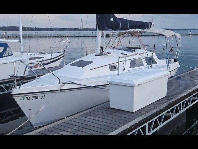 1992 Hunter 27 - YouTube