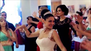 Юлия Мирзоян - Свадебное кавказское попурри (cover) Юлия Мирзоян - Свадебное кавказское попурри (cover)