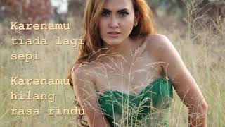 KARENAMU Meggie Diaz