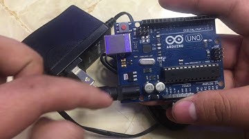 Fuente de alimentación externa para Arduino.