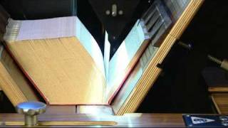 ScanRobot 2.0 MDS: Scanning very thick books up to 15 cm (6 inch)