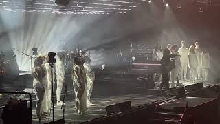 Fallin&#39; - Alicia Keys with the Universal Gospel Choir  | Live at Rogers Arena, Vancouver 2022