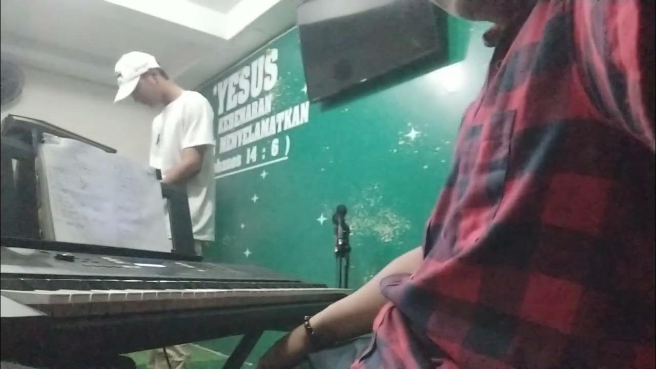 Kusiapkan hatiku tuhan tuk dengar firmanmu youtube