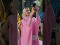ردت فعل أخت العروس ما بتكمل لحظات الفرح من دون أخت العروس  