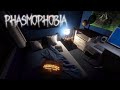 REAL GHOST HUNTERS PLAY PHASMOPHOBIA FOR THE FIRST TIME
