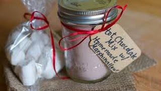 DIY Hot Chocolate Mix! (Christmas Gift Idea!)