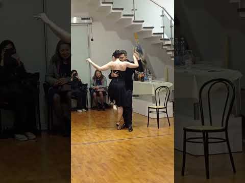 Meeting of the arts - tango and painting - with Melina Mourino and Luis Cappelletti