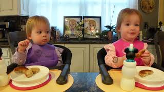 Twins try mini bagels