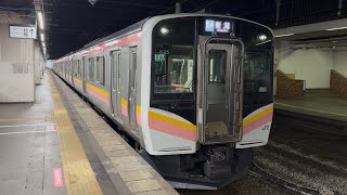 【4K高画質】E129系0番台ﾆｲB25編成が信越線普通新潟行きとして長岡駅2番線を発車するシーン（429M）2026.7.18.7:07