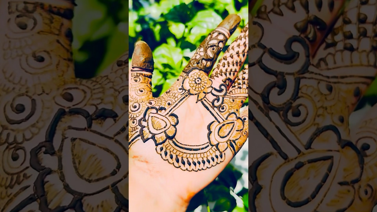 ✨ Aesthetic Mehndi Edit 🌿 | Satisfying Henna Design #Shorts #mehndi